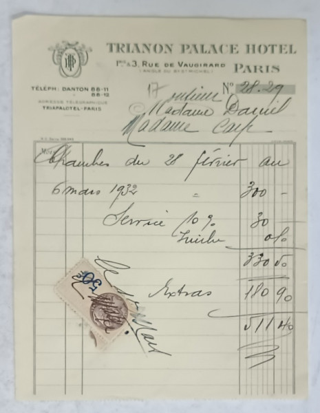 17.CHITANTA ELIBERATA  FAMILIILOR  DOCTORULUI CONSTANTIN DANIEL SI ANTON CARP ,  DE HOTELUL  ' TRIANON  PALACE ' DIN PARIS , 1932