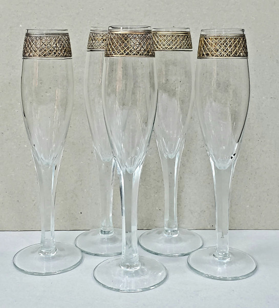 5 Pahare Flute din Cristal pentru Sampanie, Decorate cu Aur Coloidal, Secol XX