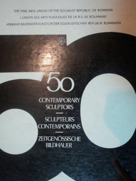 50 CONTEMPORARY SCULPTORS