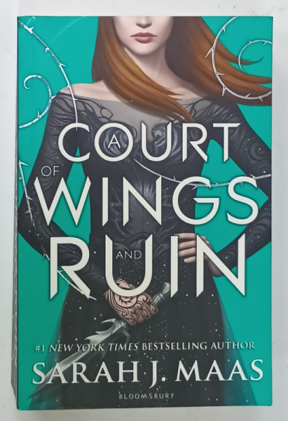 A COURT OF WINGS AND RUIN by SARAH J. MAAS , 2017