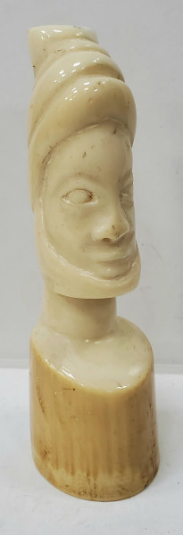 African - Figurina din fildes, Secol XX