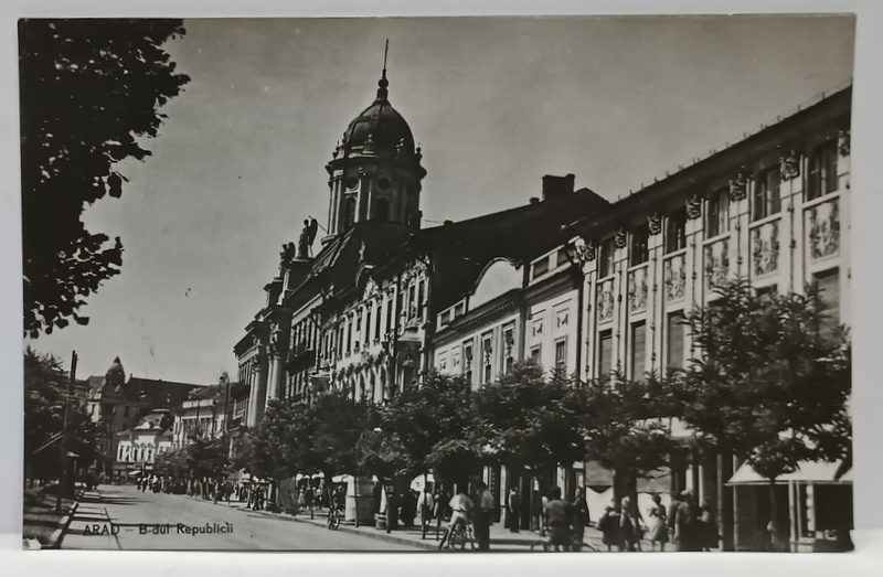 ARAD , BULEVARDUL REPUBLICII , CARTE POSTALA ILUSTRATA , 1958