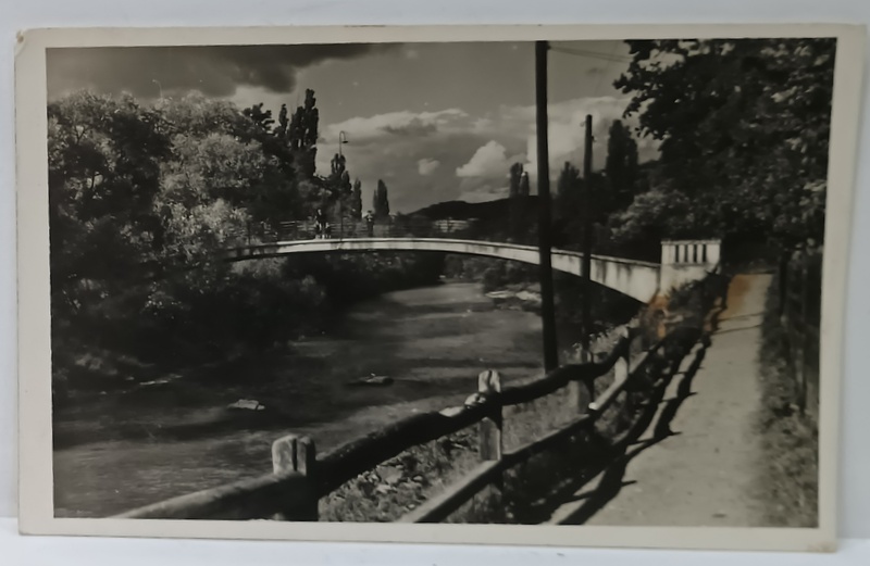 BISTRITA , POD PESTE RAU ,  FOTOGRAFIE FORMAT CARTE POSTALA , 1944