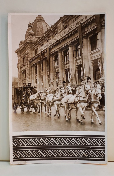 BUCURESTI , DEFILARE IN COSTUME DE EPOCA , CU CAI SI TRASURA , CENTENARUL MARCII POSTALE ROMANESTI , FOTO TIP CARTE POSTALA , 1958