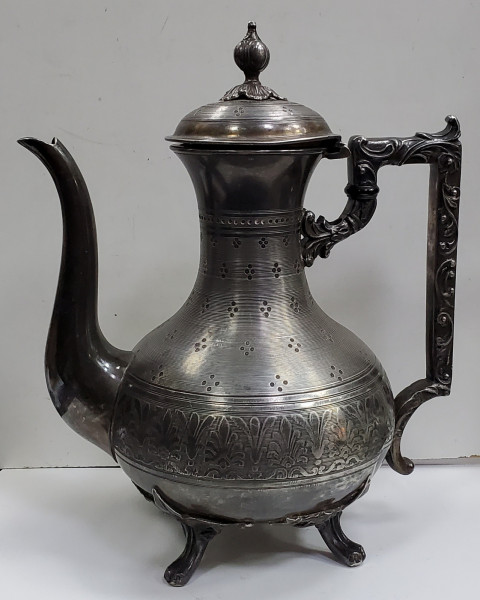 Ceainic din metal argintat, Atelier European, Perioada Interbelica