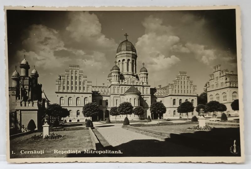 CERNAUTI , RESEDINTA MITROPOLITANA , FOTOGRAFIE FORMAT CARTE POSTALA, 1940