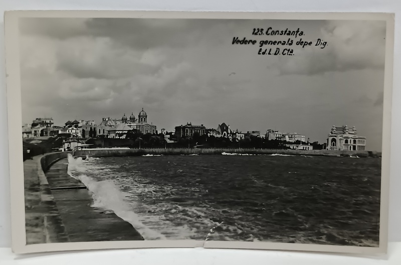 CONSTANTA , VEDERE GENERALA DE PE DIG INSPRE CAZINOU SI PIATA OVIDIU , CARTE POSTALA , INTERBELICA