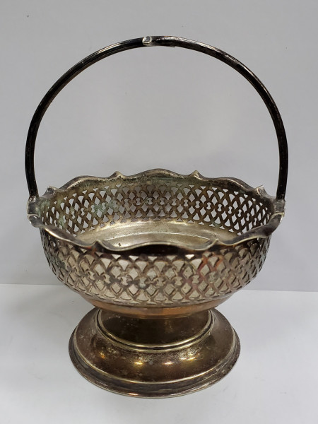 Cosulet din metal argintat, Anghlia, Perioada Interbelica