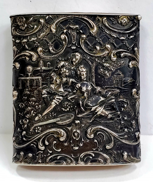Cutie din argint, decorata in stil historist, Secol. XIX