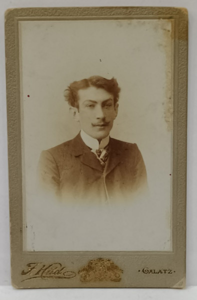 FOTOGRAF F. KILD , GALATI , TANAR CU MUSTATA , FOTOGRAFIE C.D.V. , CCA. 1900