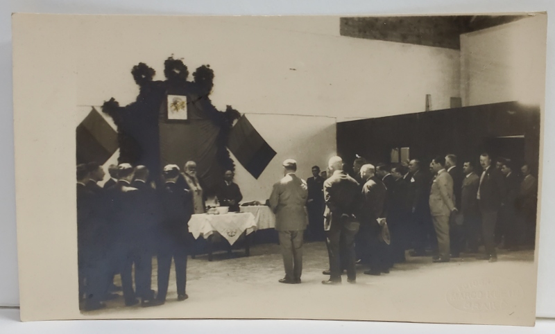 FOTOGRAF MARCO KLEIN , BRAILA , FOTOGRAFIE DE GRUP LA O SLUJBA RELIGIOASA , INTERBELICA