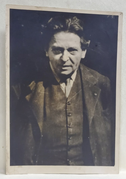 GEORGE ENESCU , FOTOGRAFIE SEMNATA  DE SCULPTORITA ''HENRIETTE CIHOSCHI '',  INTERBELICA