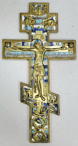 Iisus Rastignit, Crucifix din bronz aurit si email policrom, Rusia, cca. 1900