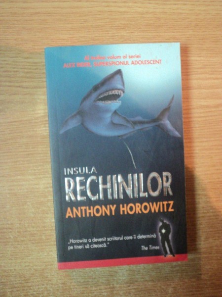 INSULA RECHINILOR de ANTHONY HOROWITZ