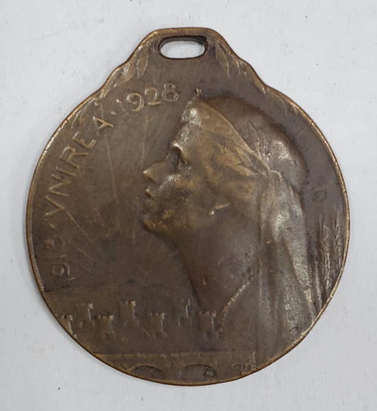 MEDALIE ' UNIREA 1918 -1928  ' , CU PORTRETUL REGINEI MARIA PE AVERS , BATUTA 1928