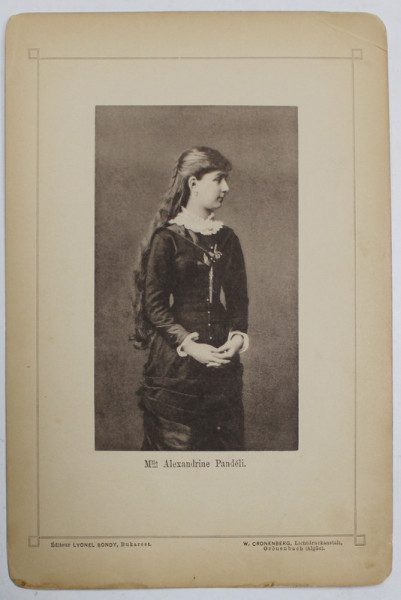 Mlle . ALEXANDRINE PANDELI  , FOTOGRAFIE DIN  ALBUMUL  NATIONAL , SERIE DE BUCAREST , EDITEUR LYONEL BONDY , FOTOGRAF W. CRONENBERG , CCA .  1900