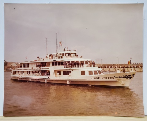 NICOLAE SI ELENA CEAUSESCU LA BORDUL NAVEI '' MIHAI VITEAZUL '' , PE CANALUL DUNARE MAREA NEAGRA , FOTOGRAFIE , ANII ' 80