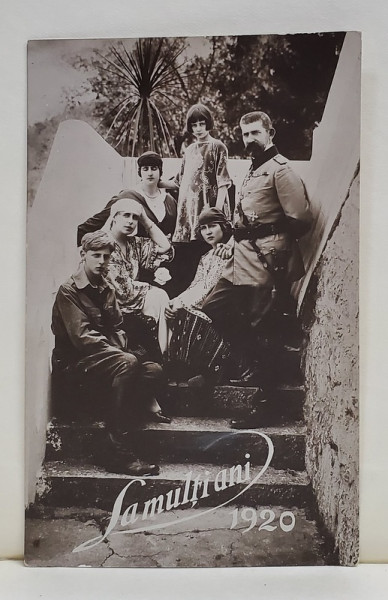 REGELE FERDINAND I , REGINA MARIA , PRINTUL NICOLAE , PRINTESELE ELISABETA , MARIOARA SI ILEANA , FELICITARE , TIP CARTE POSTALA ILUSTRATA , 1919