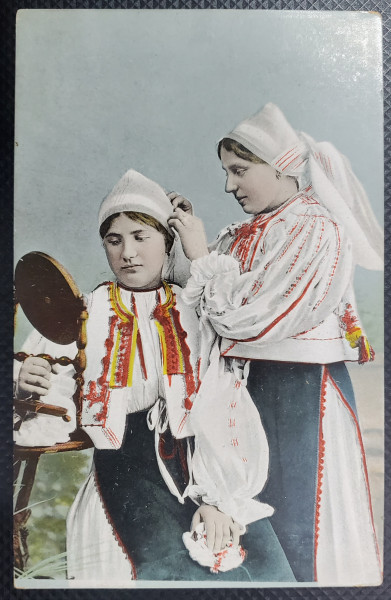 SACHSEN - MADCHEN AUS HERMANNSTADT ( FETE SASOAICE DIN SIBIU  ), CARTE POSTALA  ILUSTRATA , 1915