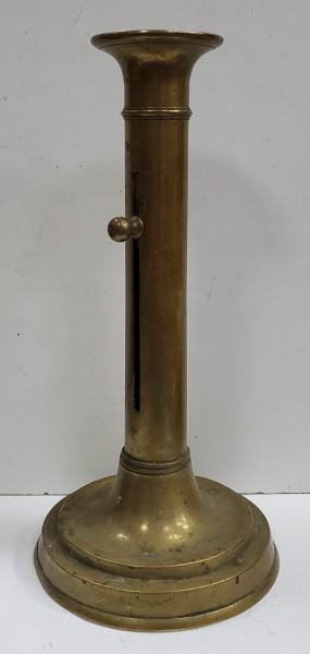 Sfesnic din bronz aurit, Perioada Interbelica