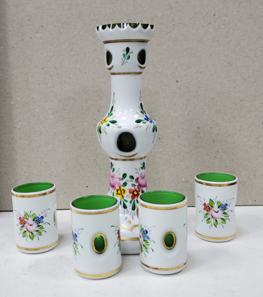 Sfesnic si patru paharute pictate manual, Bohemia, Anii 40