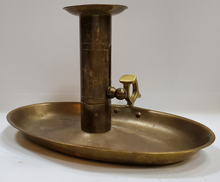 Suport din alama pentru lumanare, Secol 20
