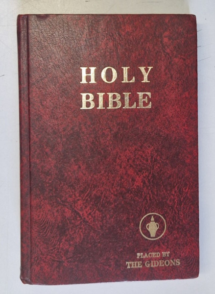 THE HOLY BIBLE , CONTAINING THE OLD AND NEW TESTAMENTS , 1978