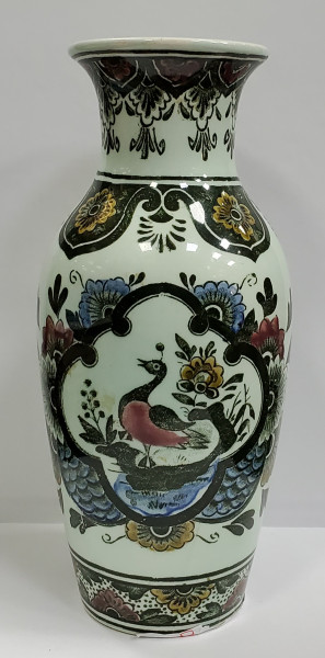 Villeroy & Boch, Vaza din portelan, Secol XX